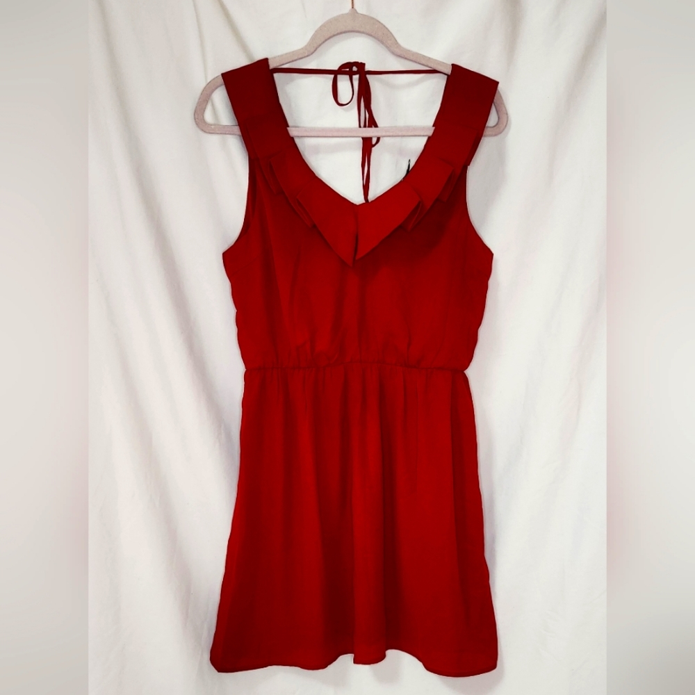 Doe & Rae Pleated Collar Maroon Mini Dress size L